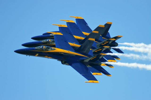 McDonnell Douglas FA-18 Hornet — - Blue Angels at Southern Wisconsin Airfest Janesville USA May 2009