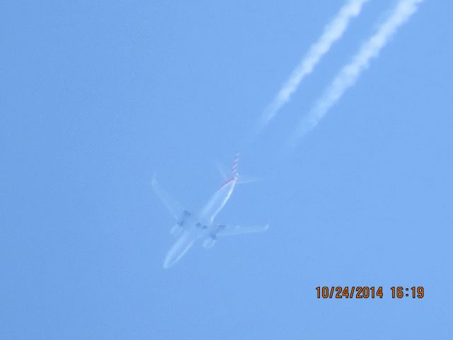Boeing 737-800 (N950NN) - American Airlines flight 1307 from LAX to BNA over Southeastern Kansas at 37,000 feet.