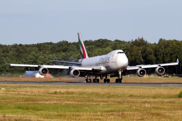 Boeing 747-400 (OO-THD)