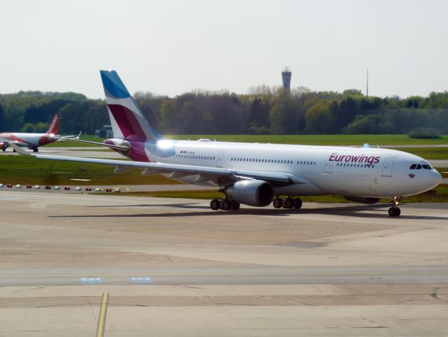 Airbus A330-200 (D-AXGD)