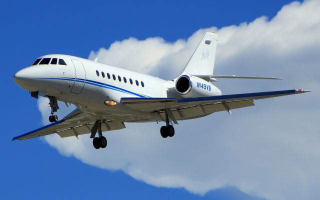 Dassault Falcon 2000 (N149VB)