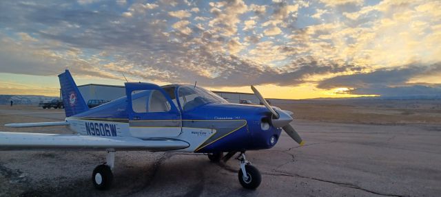 Piper Cherokee (N9606W)