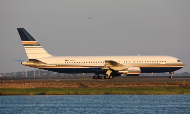 BOEING 767-300 (EC-LZO) - Operating for SATA Azores from Lisbon