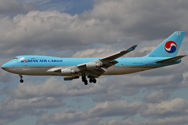 Boeing 747-400 (HL7439)