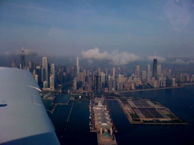 Cessna 400 (N1302C) - Chicago Skyline