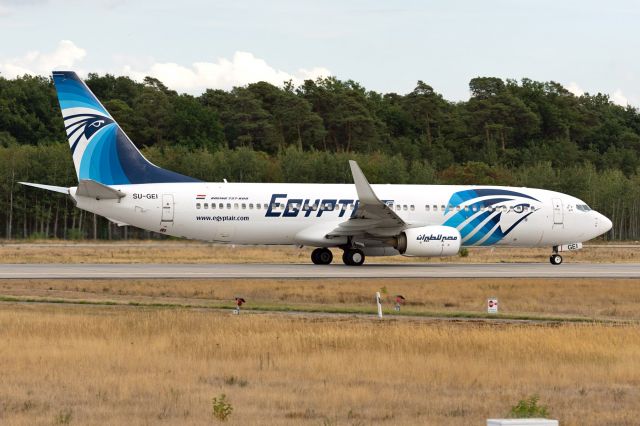 Boeing 737-800 (SU-GEI)