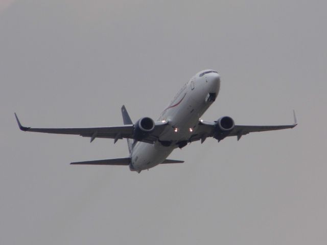 Boeing 737-800 (N342AM)