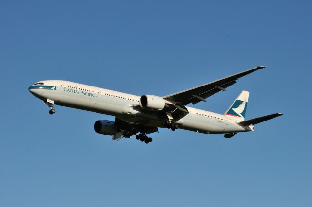 BOEING 777-300 (B-HNN) - 2015/7/14