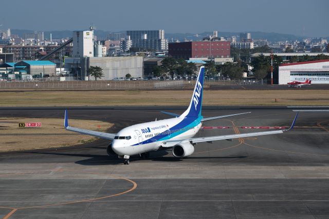 Boeing 737-700 (JA17AN)