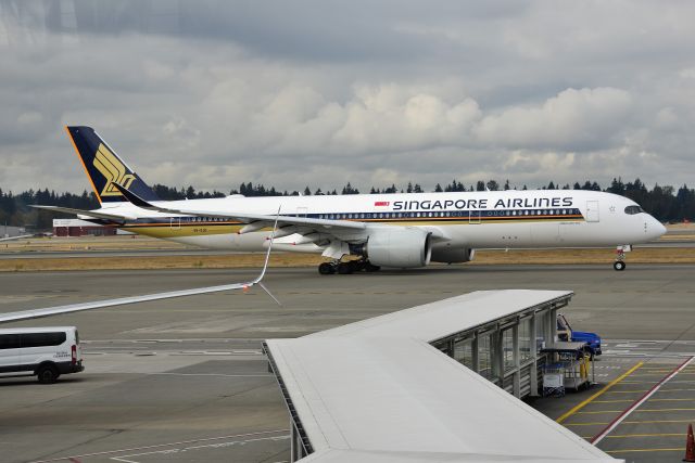 Airbus A350-900 (9V-SJD) - 11-01-22