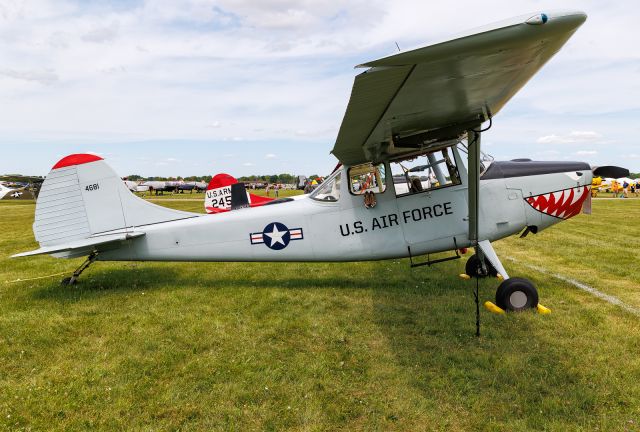 Cessna L-19 Bird Dog (N8WP)