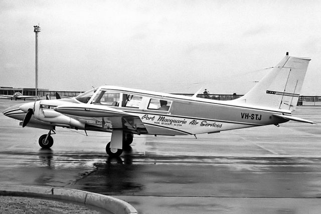 Piper PA-24 Comanche (VH-STJ) - PORT MACQUARIE AIR SERVICES - PIPER PA-34-200 SENECA - REG VH-STJ (CN 34-7250077) - ESSENDON AIRPORT MELBOURNE VIC. AUSTRALIA - YMEN 15/9/1975