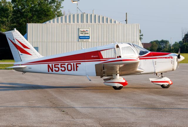 Piper Cherokee (N5501F)