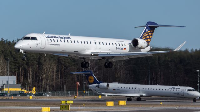 Canadair Regional Jet CRJ-900 (D-ACNX)