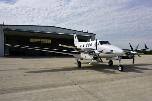 Beechcraft King Air 90 (N524CV)