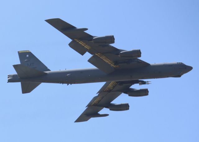 Boeing B-52 Stratofortress (61-0028) - At Barksdale Air Force Base. A Minot AFB BUFF landing at Barksdale? Note the munitions on the wing pods. Remember the nukes that were sent down to Barksdale on a Minot B-52 by accident?