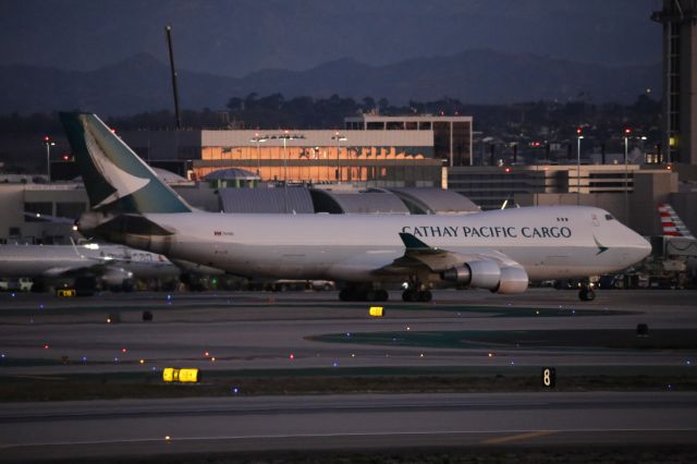 Boeing 747-400 (B-LID)