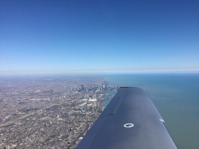 Cirrus SR-22 (N877MS) - City of Chicago