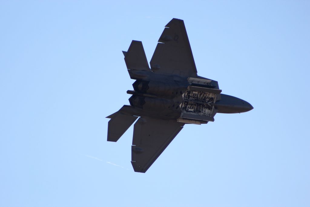 Lockheed F-22 Raptor — - Rocky Mountain Airshow... August/2011