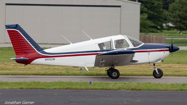 Piper Cherokee (N9152W)