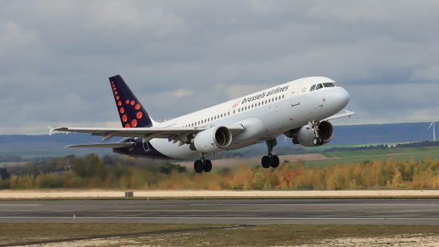 Airbus A320 (OO-TCH)