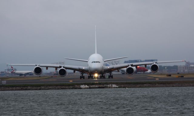 Airbus A380-800 (F-HPJE) - Face to Face with the A380 - JFK weather diversion