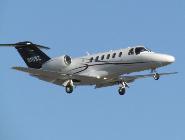 Cessna Citation CJ2+ (N10WZ) - Landing RWY 20R