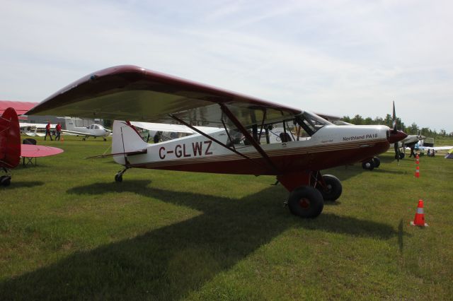 C-GLWZ — - C-GLWZ Super Cub Northland QC. Aéroport de Sherbrooke QC. CYSC 16-06-2018.