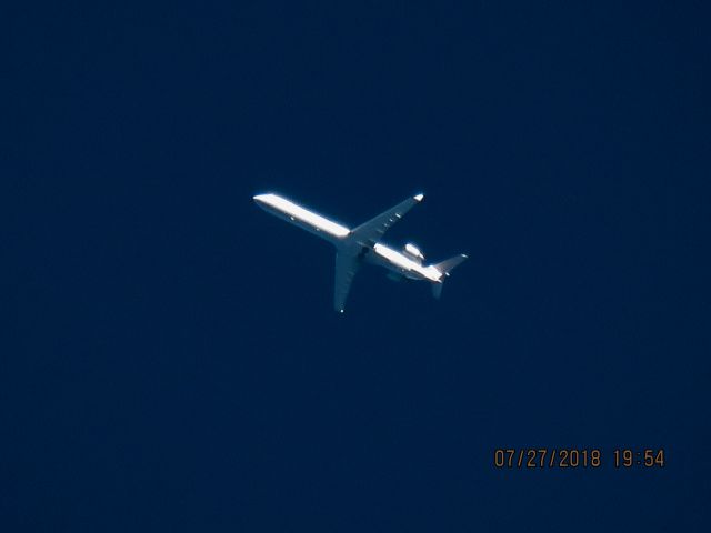 Canadair Regional Jet CRJ-900 (N927LR)