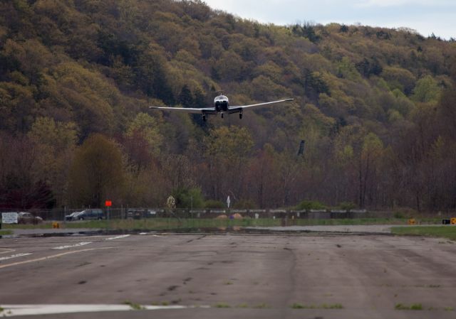 Mooney M-20 (N205AD) - Built for speed. Aircraft is based at RELIANT AIR, where you find the lowest fuel price on the Danbury (KDXR) airport.