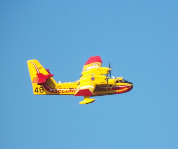 Canadair CL-415 SuperScooper —