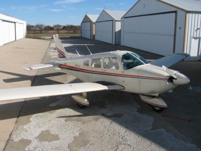 Piper Cherokee (N38321)