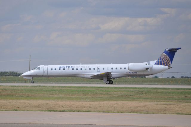 Embraer ERJ-145 (N14905)