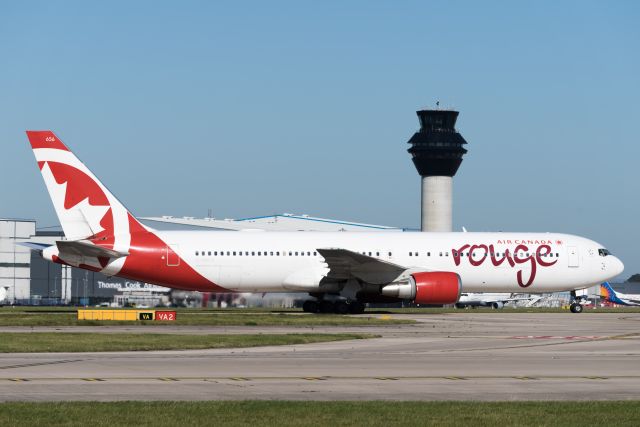 BOEING 767-300 (C-GHLA) - Air Canada Rough‘s 763 arrived at Manchester airport by AC1930-30.09.19