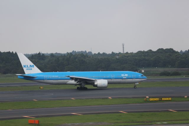 Boeing 777-200 (PH-BQF) - 26 September 2016:AMS-NRT.