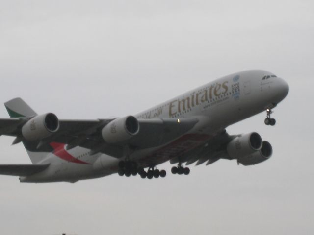 Airbus A380-800 (A6-EEN) - Emirates A380 taking off from London Heathrow