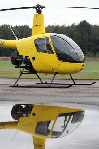Robinson R-22 (OO-HDZ)