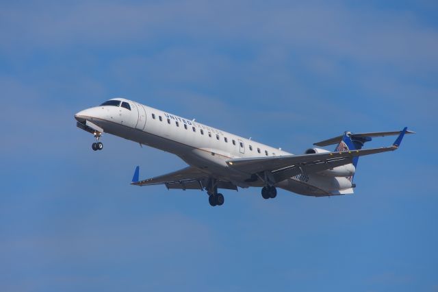 Embraer ERJ-145 (N16170)