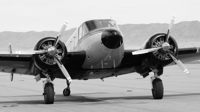 Beechcraft 18 (N29BA)