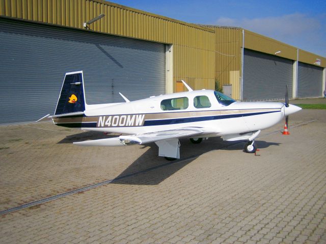 Mooney M-20 Turbo (N400MW)