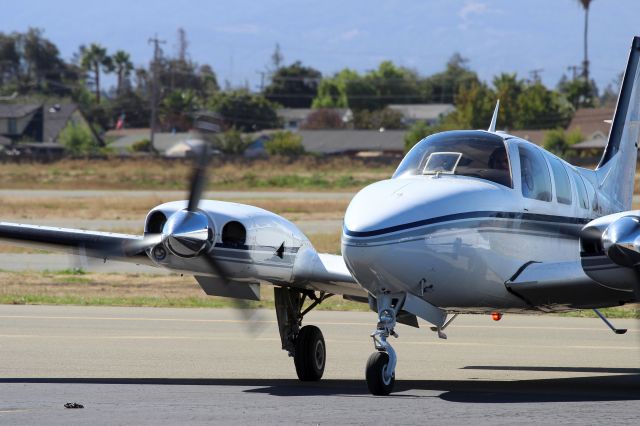 Beechcraft Baron (58) (N808LC)