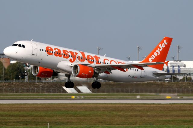 Airbus A320 (HB-JXD)