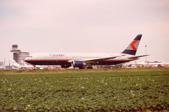 — — - Canadian Airlines Int. B767 archief 88-90