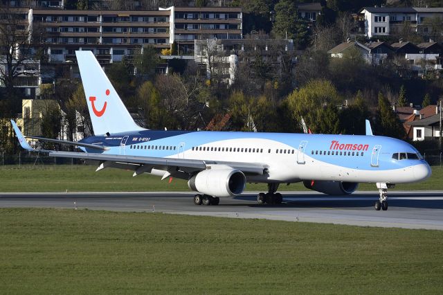 Boeing 757-200 (G-BYAY)