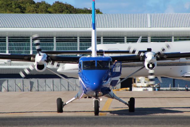 De Havilland Canada Twin Otter (PJ-WIJ)