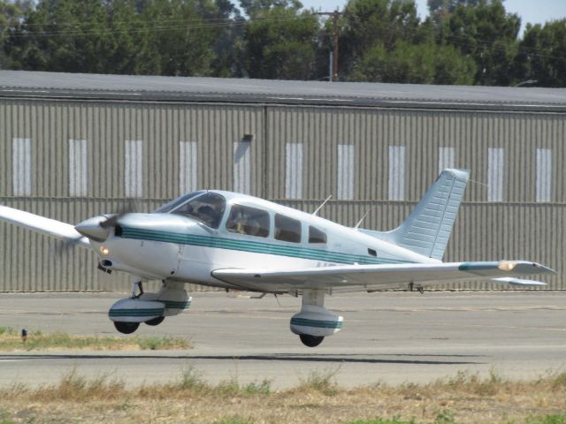 Piper Dakota / Pathfinder (N25055) - Taking off RWY 24