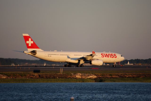 Airbus A330-300 (HB-JHI)