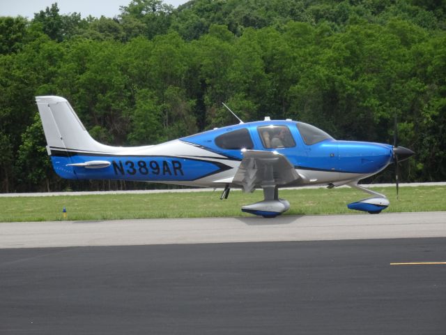 Cirrus SR-22 (N389AR)