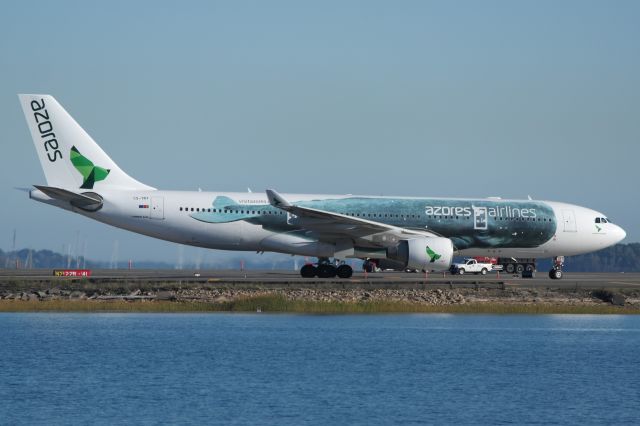 Airbus A330-200 (CS-TRY)