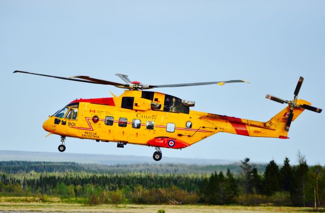 WESTLAND Merlin (14-9901) - "OUTCAST 901" , SAR 103 Squadron conducting training exercises in the Gander Lake area.